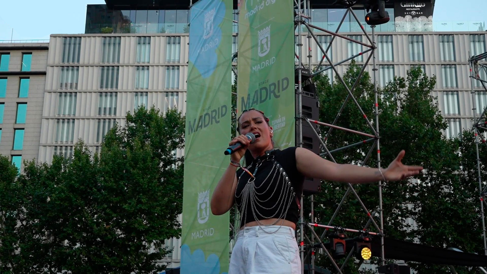 Isabel Aaiún - Cantante